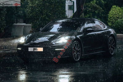 Xe Porsche Panamera 4 2021