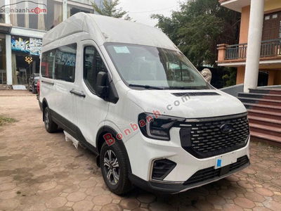 Xe Ford Transit Van 2025