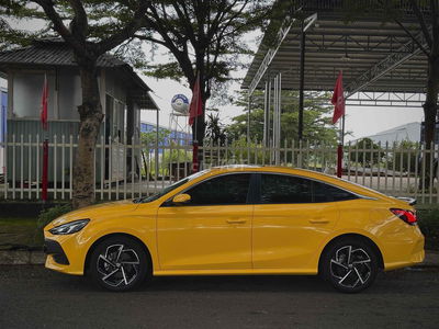 Cần bán MG5 2022 Luxury odo 2v5 km