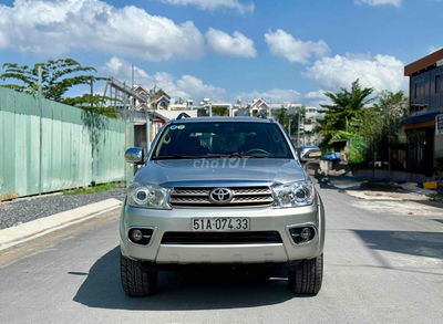 Toyota Fortuner 2.5G 3/2011 Số Sàn Máy Dầu 01 Chủ