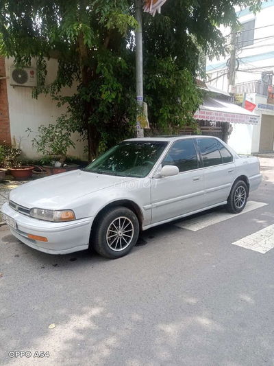 Accord 1991. Cửa sổ trời