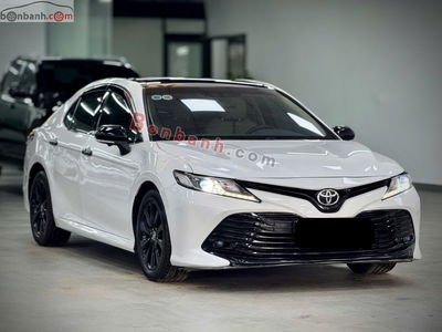 Xe Toyota Camry 2.0G 2020