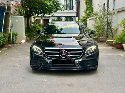 Xe Mercedes Benz E class E300 AMG 2020