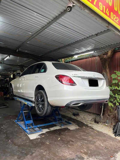 Mercedes Benz C Class 2019 C200 - 50000 km