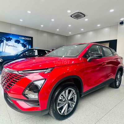 Omoda C5 Luxury giảm 100% LPTB khi mua xe tháng 8