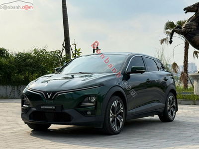 Xe VinFast VF6 Plus 2025