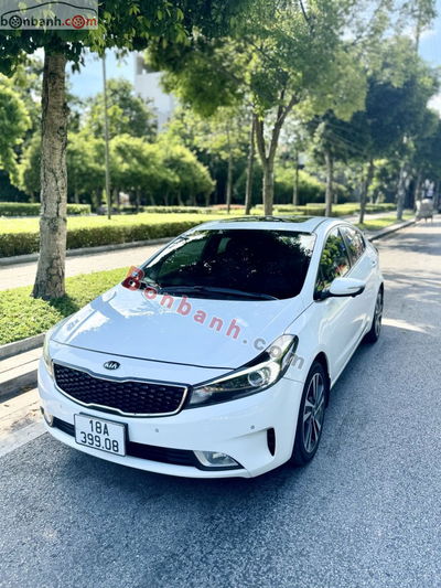 Xe Kia Cerato 2.0 AT 2018