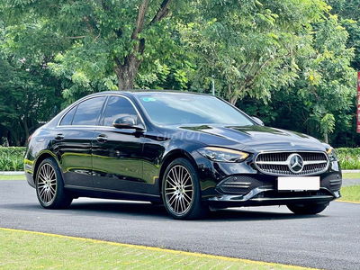 Mercedes C200 Avantgarde Plus V1 2022 -odo 18000km