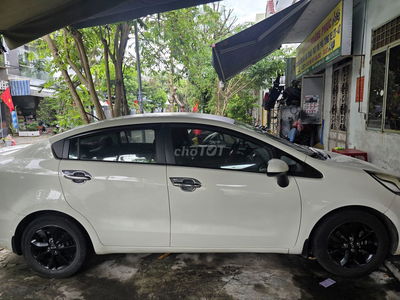 Kia Rio 2016 1.4 MT Sedan - 170000 km