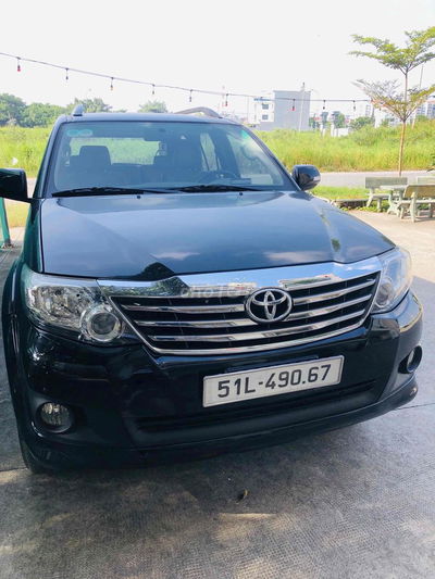 Toyota Fortuner 2013 2.7V 4x2 - 141000 km