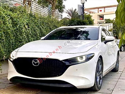 Mazda 3 Hatchback Signature Premium 2019