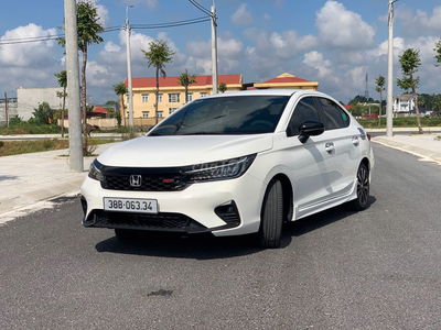 Honda City 2025 RS 1.5AT- 8000 km lăn bánh 3 tháng