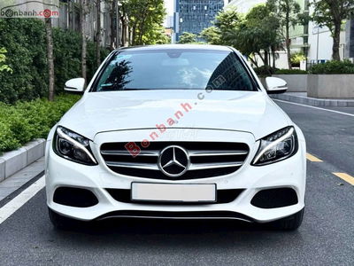 Mercedes C200 trắng nội thất đen Sản xuất 2016