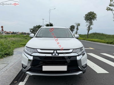 Xe Mitsubishi Outlander 2.0 CVT 2019