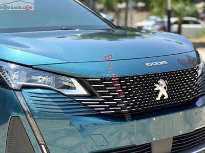 Peugeot 5008 GT 1.6 AT 2022