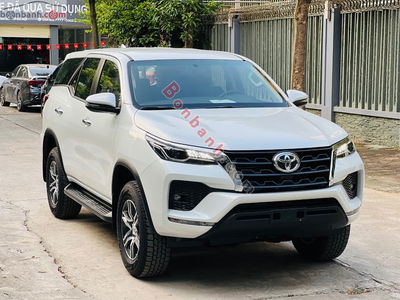 Xe Toyota Fortuner 2.4L 4x2 AT 2025