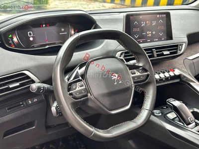 Peugeot 5008 AT sx 2019