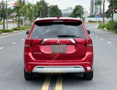 Mitsubishi Outlander 2.0Pre