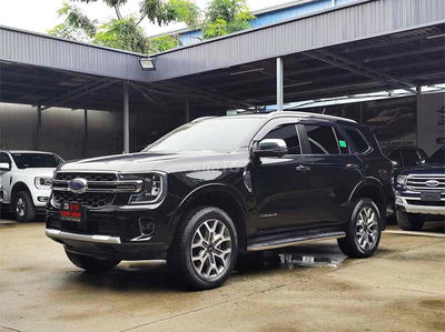 Ford Everest 2023 Titanium 2.0 AT 4x2 - 28000 km