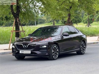Xe VinFast Lux A 2.0 Premium 2.0 AT 2020