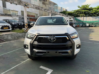 ✅ TOYOTA HILUX 𝟐𝟎𝟐5 🛑 GIẢM 40tr 🛑 TẶNG PHỤ KIỆN🛑