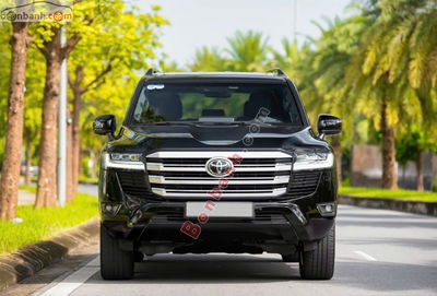 Xe Toyota Land Cruiser 3.5 V6 2023