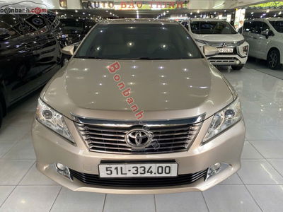 Xe Toyota Camry 2.0E 2014
