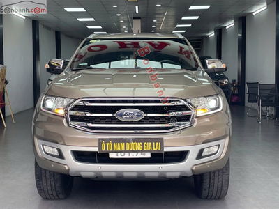 Xe Ford Everest Titanium 2.0L 4x2 AT 2020