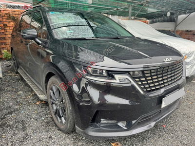 Xe Kia Carnival Signature 2.2D 2023