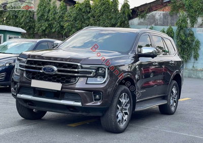 Xe Ford Everest Titanium Plus 2.0L 4x4 AT 2022
