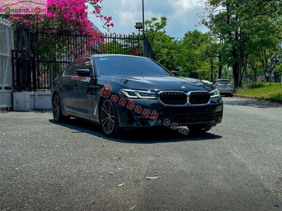 Xe BMW 5 Series 520i 2023