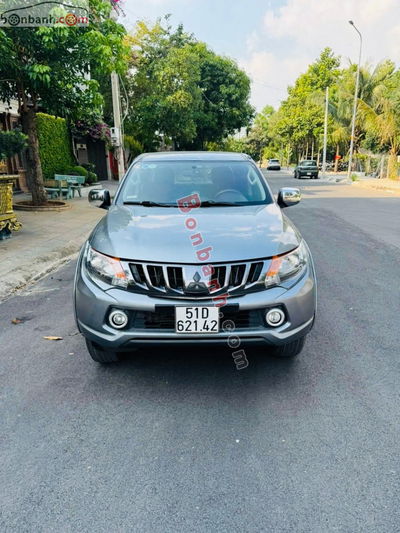 Xe Mitsubishi Triton 4x2 MT 2019