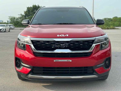 Kia Seltos 2021 1.4 Luxury - 73000 km