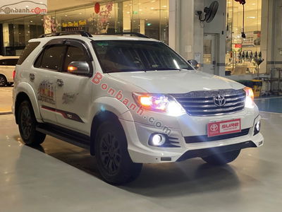 Xe Toyota Fortuner TRD Sportivo 4x2 AT 2016
