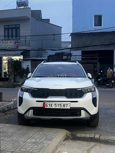 Hyundai Santa Fe 2024 Prestige - 4000 km