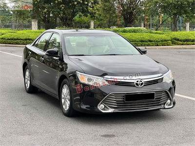 Xe Toyota Camry 2.0E 2016