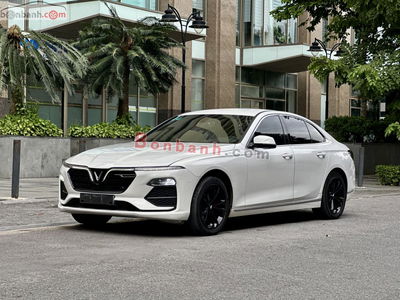 Xe VinFast Lux A 2.0 Plus 2.0 AT 2020