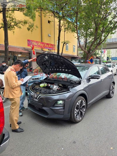 Xe VinFast VF6 Plus 2024