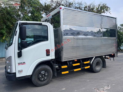 Xe Isuzu QKR QLR77FE5 Thùng Kín 2025