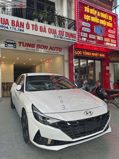 Xe Hyundai Elantra 1.6 AT Đặc biệt 2023