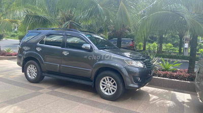 Toyota Fortuner 2012 2.7V 4x2 - 103000 km