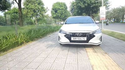 Hyundai Elantra 2021 1.6 AT Sport - 70000 km
