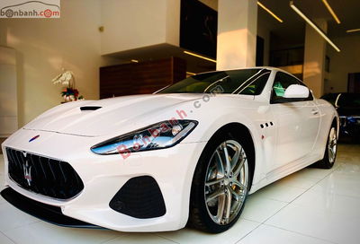 Xe Maserati GranTurismo MC Sport Line 4.7 AT 2019