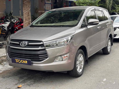 Toyota Innova 2016 2.0E - 48000 km