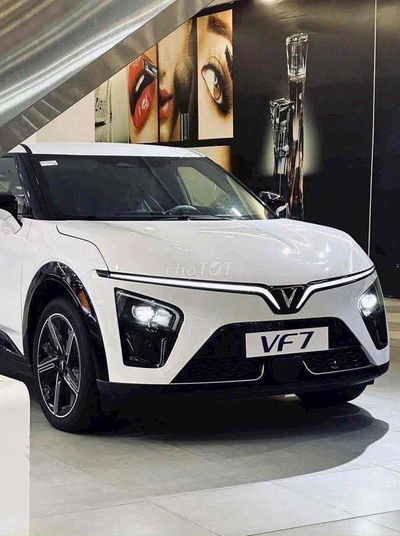 VF VF7 trả trước chỉ 170tr nhận xe