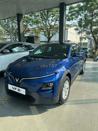 VF 6 đủ màu xe giao ngay đưa trước 150 tr nhận xe