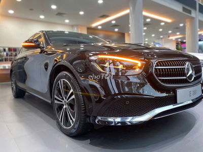 Mercedes-Benz E180 – Hỗ Trợ Đến 500 Triệu