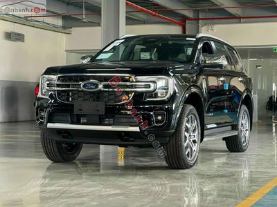 Xe Ford Everest Titanium Plus 2.0L 4x4 AT 2025