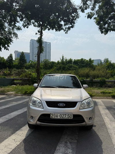 Cần bán chiếc Escape 2010 xe đẹp
