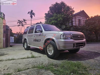 Xe Ford Everest 2.5L 4x4 MT 2005